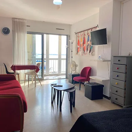 Appartement Proche Des Thermes Avec Loggia, Cuisine Equipee Et Electromenager Complet - Fr-1-553-255 *